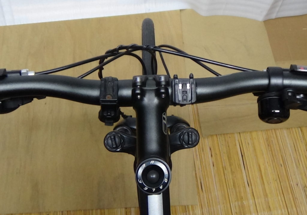 自転車ハンドルステム取付 | MTBおすすめカスタマイズ